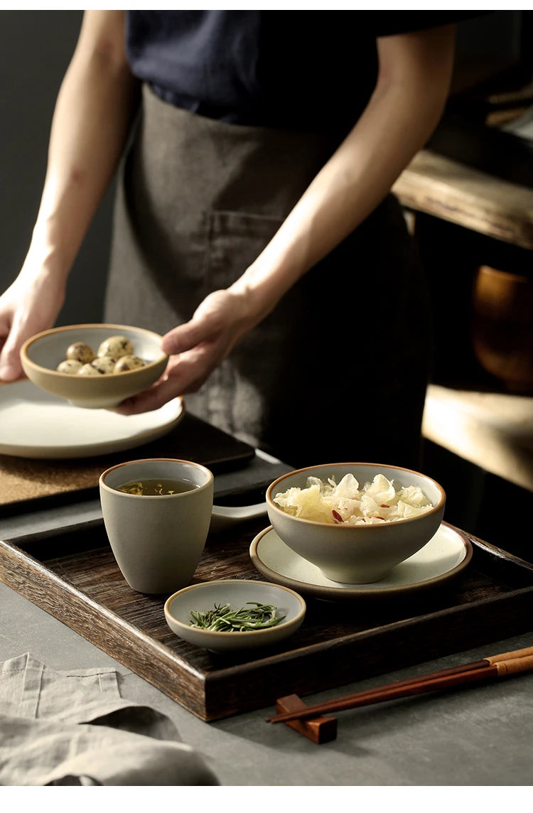 Neutral style dinner set