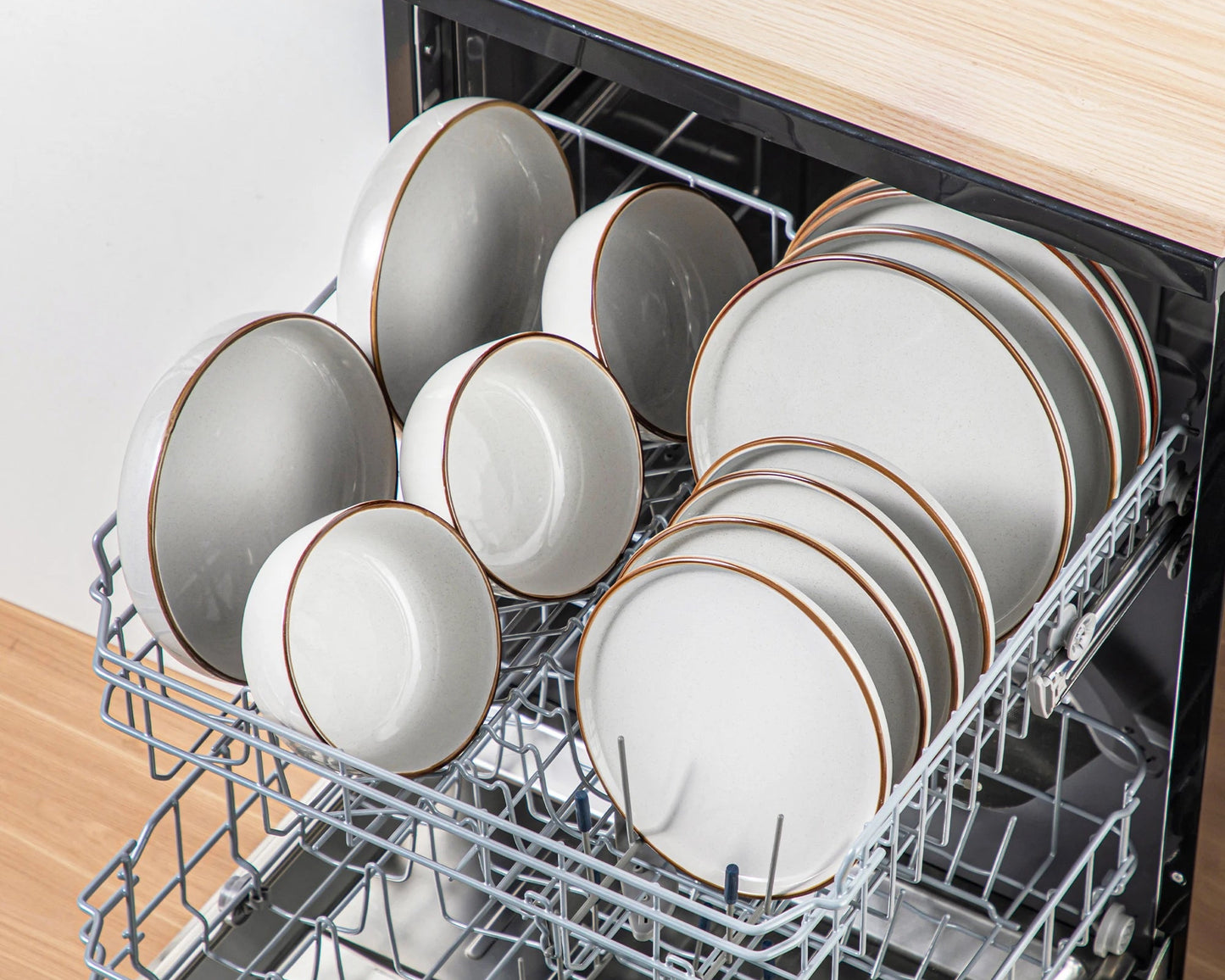 Vancasso Loire Dinnerware set