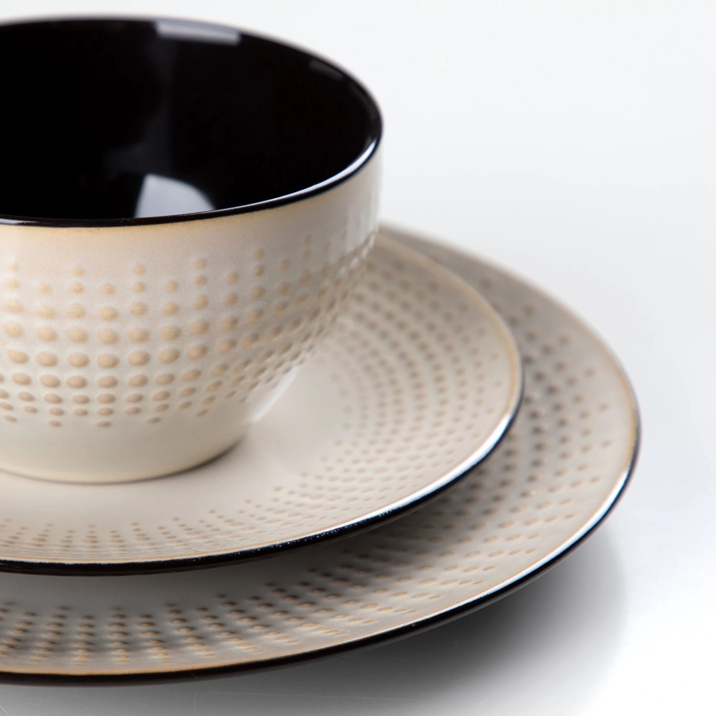 Vancasso Guto tableware set